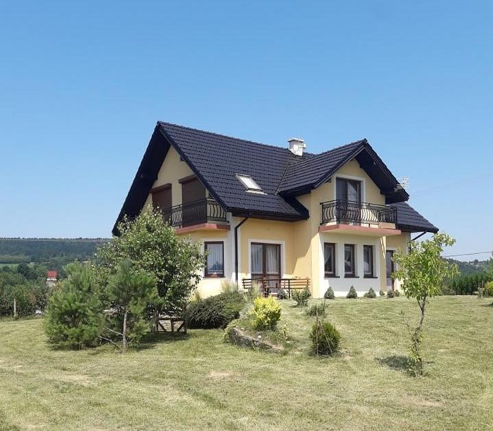 Dom W Okolicach Czchowa Wytrzyszczka Ngoại thất bức ảnh